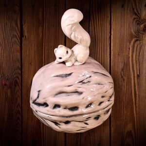 Vintage 1970’s Glazed Ceramic Lidded Nut Jar With a Squirrel Perched On Top Nuts
